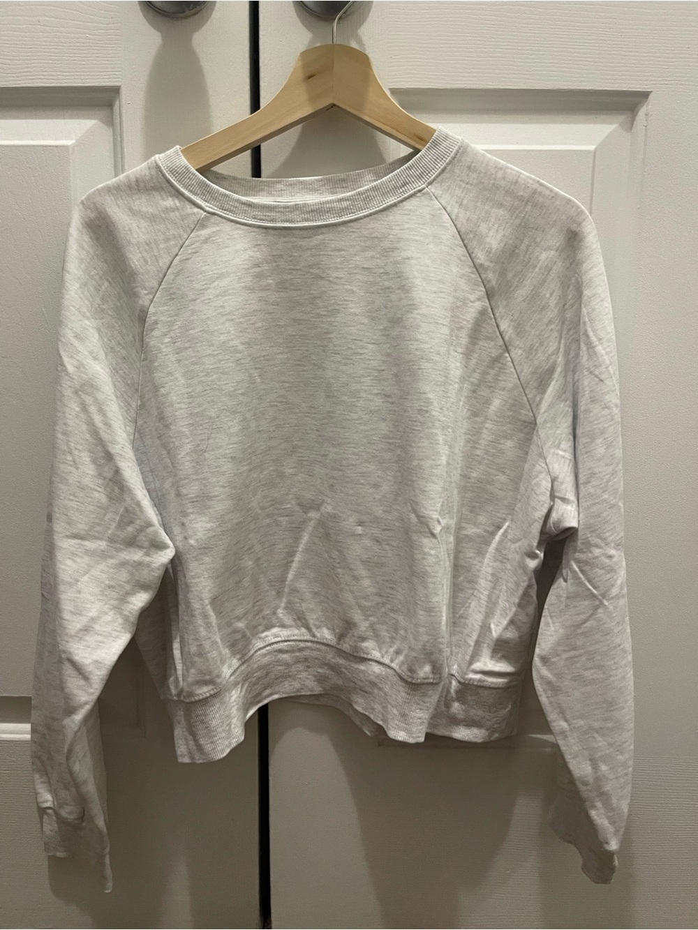 Light Gray Raglan Pullover Sweatshirt